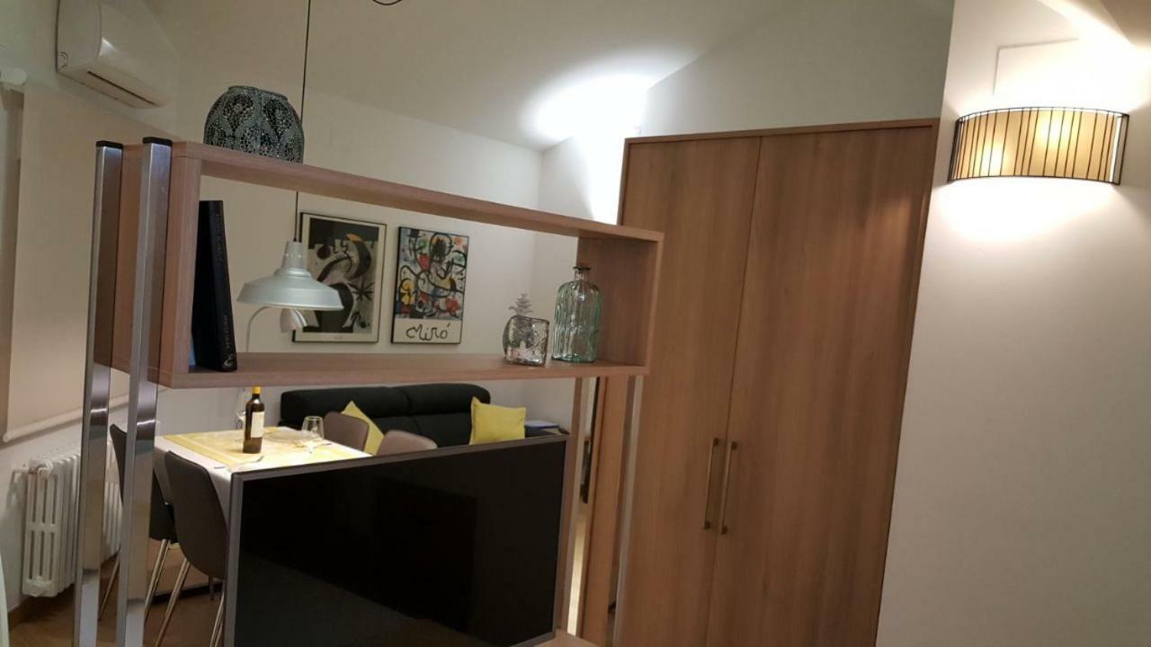 Estudio Atico con Altillo Ourense Exterior foto